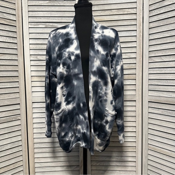 JoyLab Black and Gray Cardigan Sweater - Picture 1 of 4